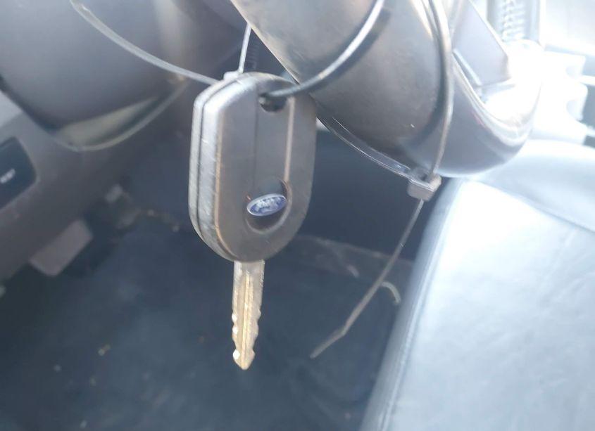 Photo 11 of 2009 Ford Escape XLT (VIN 1FMCU93G19KA13951)