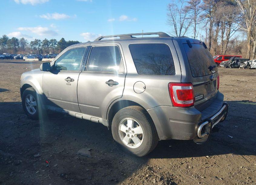 Photo 3 of 2009 Ford Escape XLT (VIN 1FMCU93G19KA13951)