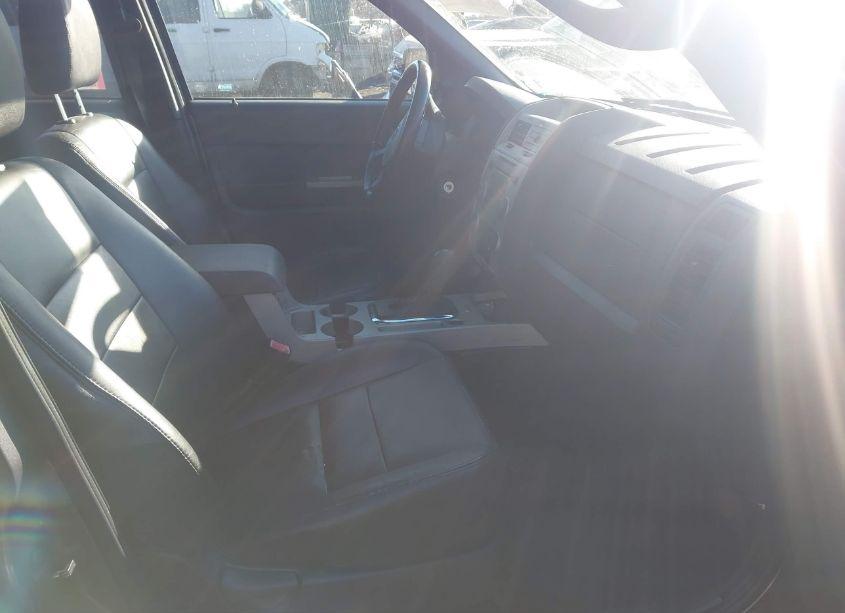 Photo 5 of 2009 Ford Escape XLT (VIN 1FMCU93G19KA13951)