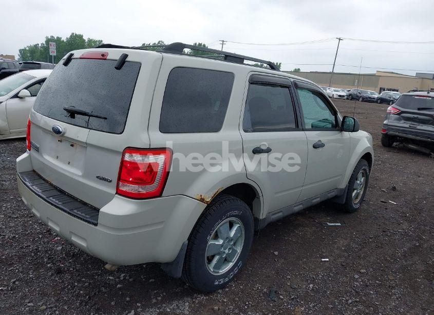 Photo 4 of 2009 Ford Escape XLT (VIN 1FMCU93G19KA86415)