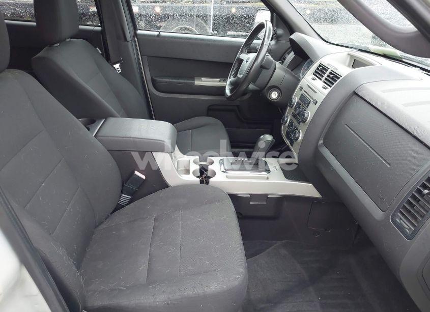 Photo 5 of 2009 Ford Escape XLT (VIN 1FMCU93G19KA86415)