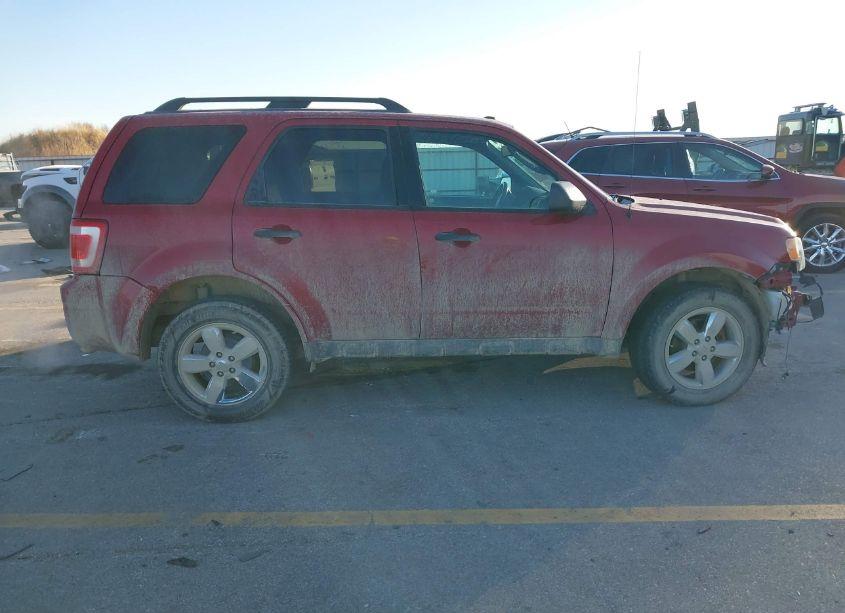 Photo 13 of 2009 Ford Escape XLT (VIN 1FMCU93G19KB78253)