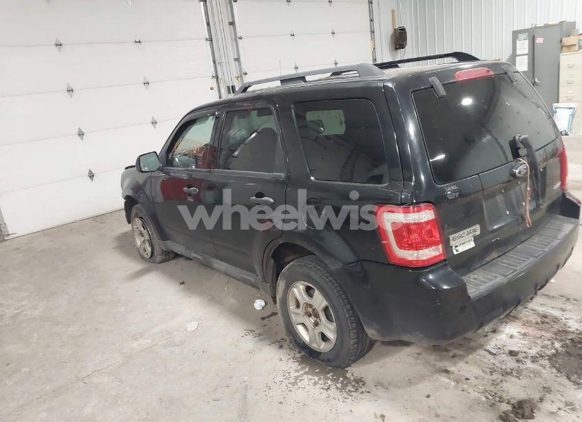 Photo 3 of 2009 Ford Escape XLT (VIN 1FMCU93G29KB97247)
