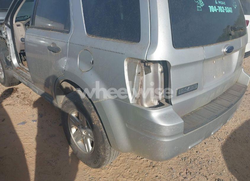 Photo 13 of 2009 Ford Escape XLT (VIN 1FMCU93G29KC41151)