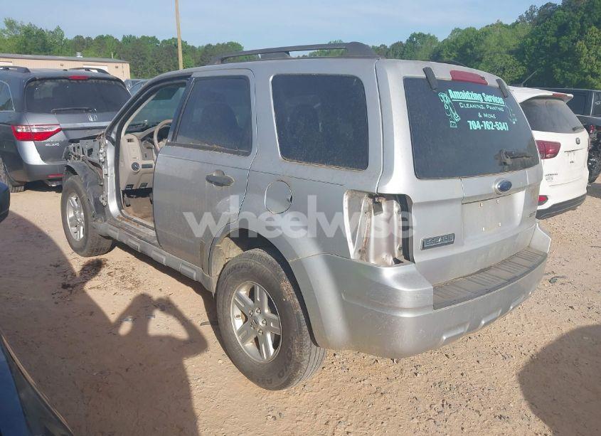 Photo 3 of 2009 Ford Escape XLT (VIN 1FMCU93G29KC41151)