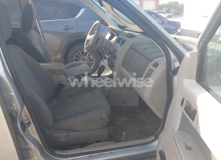 Photo 5 of 2009 Ford Escape XLT (VIN 1FMCU93G29KC41151)