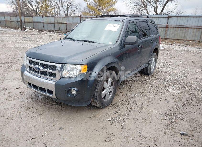 Photo 2 of 2009 Ford Escape XLT (VIN 1FMCU93G29KC65983)