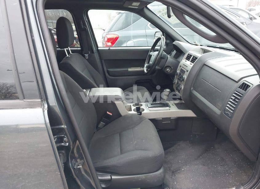 Photo 5 of 2009 Ford Escape XLT (VIN 1FMCU93G29KC65983)