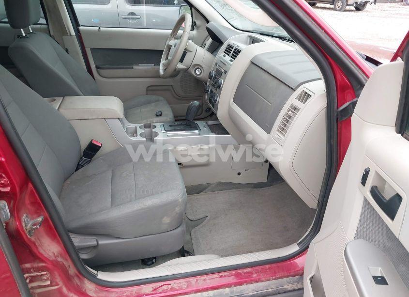 Photo 5 of 2009 Ford Escape XLT (VIN 1FMCU93G39KA37765)