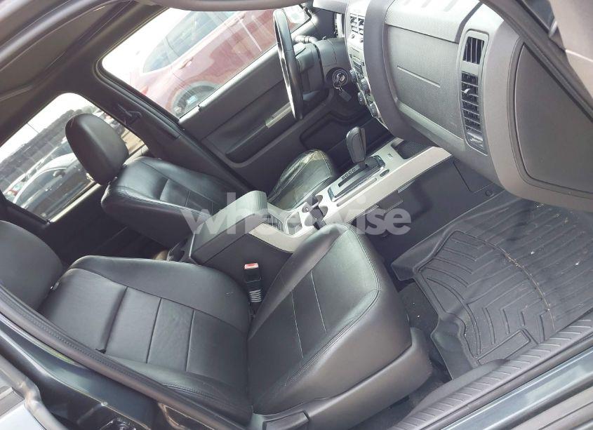 Photo 5 of 2009 Ford Escape XLT (VIN 1FMCU93G39KA57935)