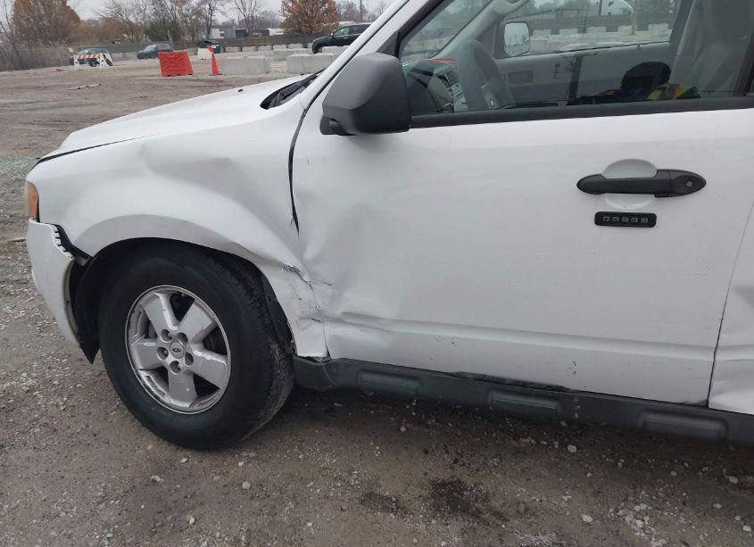 Photo 6 of 2009 Ford Escape XLT (VIN 1FMCU93G39KC84851)