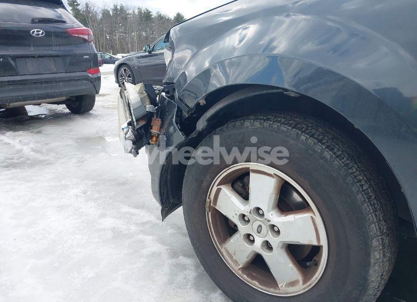 Photo 13 of 2009 Ford Escape XLT (VIN 1FMCU93G39KD14799)