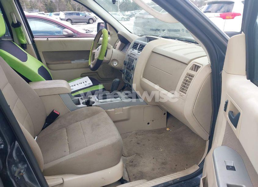 Photo 5 of 2009 Ford Escape XLT (VIN 1FMCU93G39KD14799)