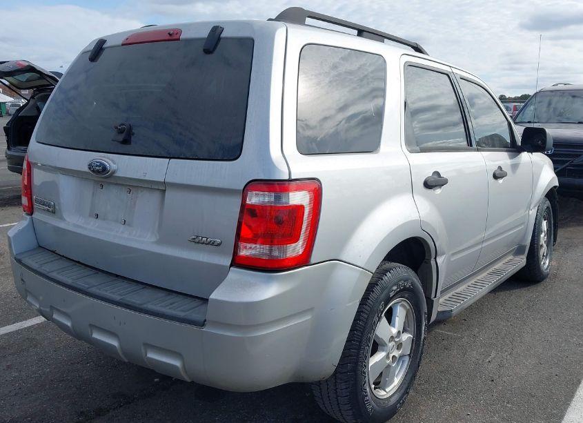 Photo 4 of 2009 Ford Escape XLT (VIN 1FMCU93G49KA25219)