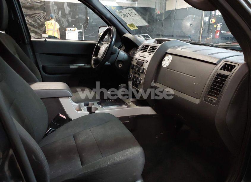 Photo 5 of 2009 Ford Escape XLT (VIN 1FMCU93G49KD04816)