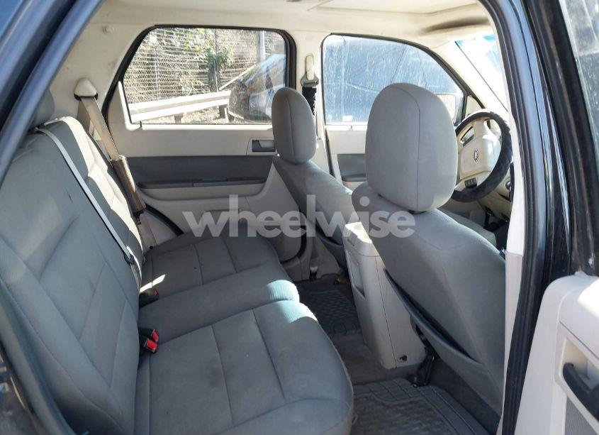 Photo 8 of 2009 Ford Escape XLT (VIN 1FMCU93G49KD15671)
