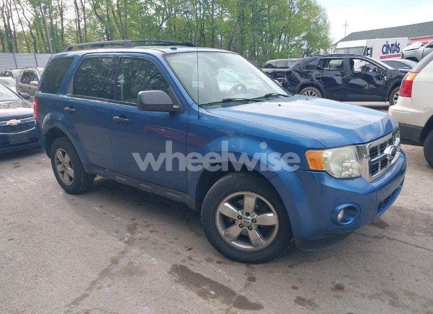 2009 Ford Escape XLT (VIN 1FMCU93G59KA07909) main photo