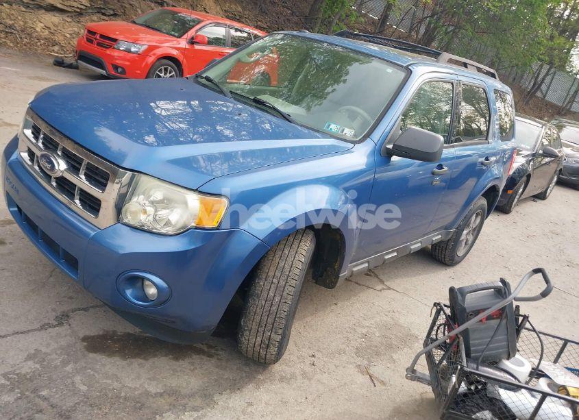 Photo 2 of 2009 Ford Escape XLT (VIN 1FMCU93G59KA07909)