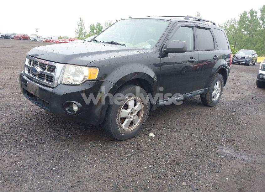 Photo 2 of 2009 Ford Escape XLT (VIN 1FMCU93G69KA82263)