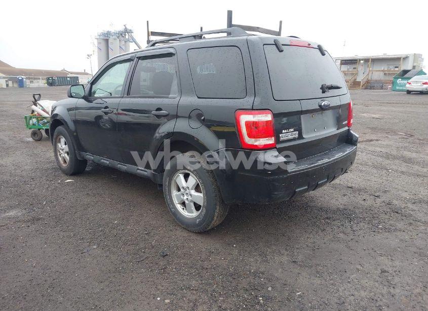 Photo 3 of 2009 Ford Escape XLT (VIN 1FMCU93G69KA82263)