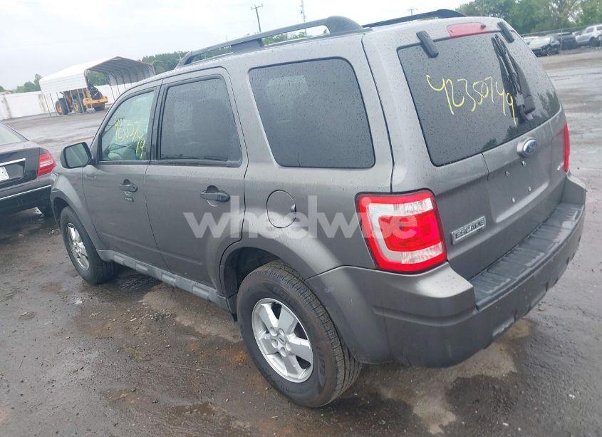 Photo 3 of 2009 Ford Escape XLT (VIN 1FMCU93G69KB62260)