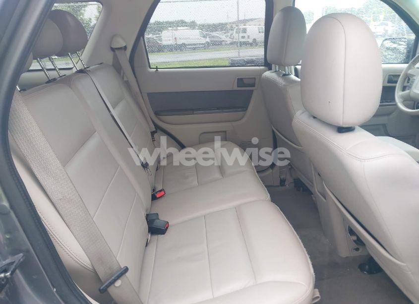 Photo 8 of 2009 Ford Escape XLT (VIN 1FMCU93G69KB62260)