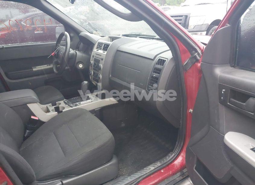 Photo 5 of 2009 Ford Escape XLT (VIN 1FMCU93G69KC25955)