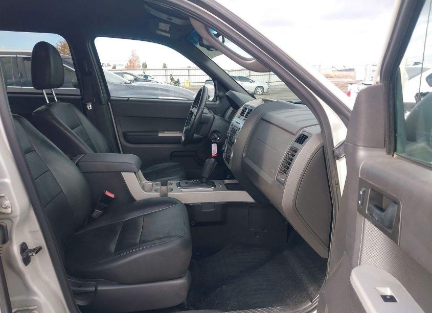 Photo 5 of 2009 Ford Escape XLT (VIN 1FMCU93G69KC29455)