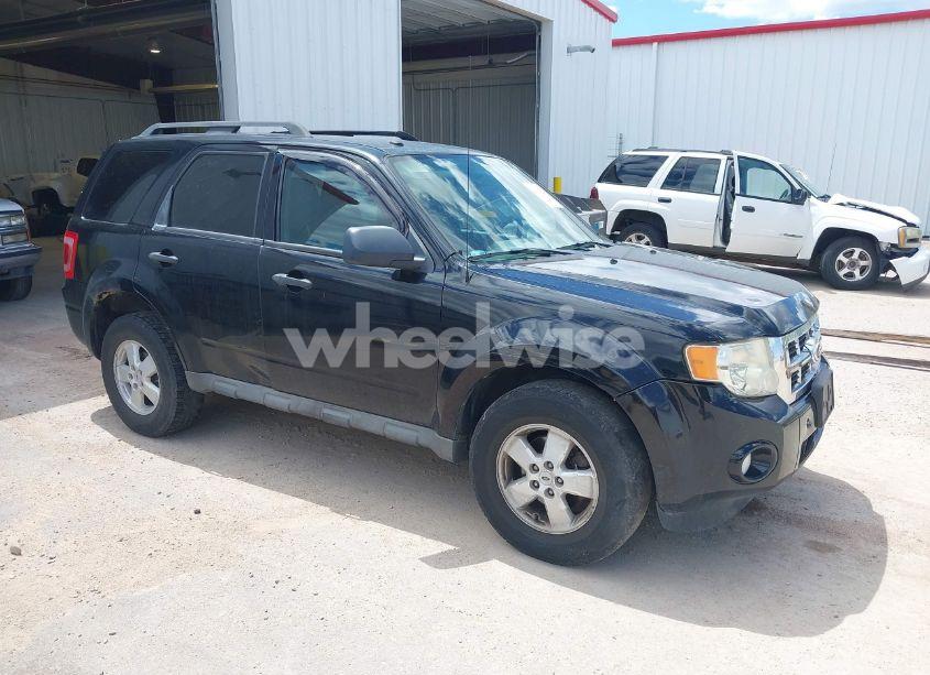 2009 Ford Escape XLT (VIN 1FMCU93G79KC20599) main photo