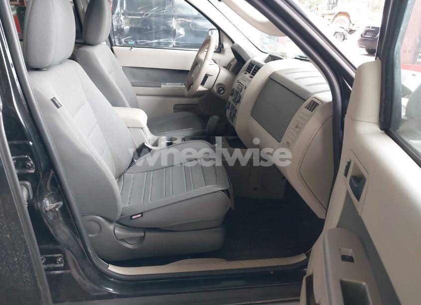 Photo 5 of 2009 Ford Escape XLT (VIN 1FMCU93G79KC30405)