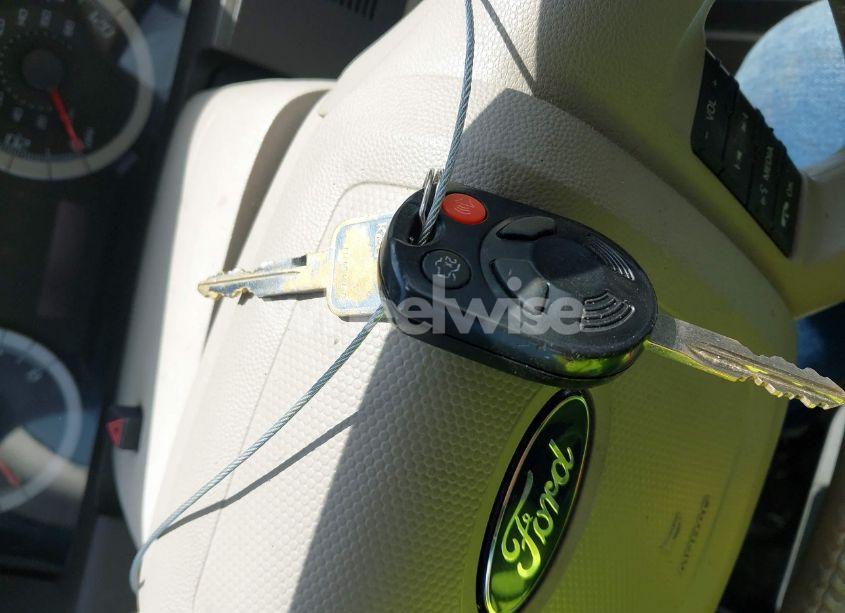 Photo 11 of 2009 Ford Escape XLT (VIN 1FMCU93G99KB40186)