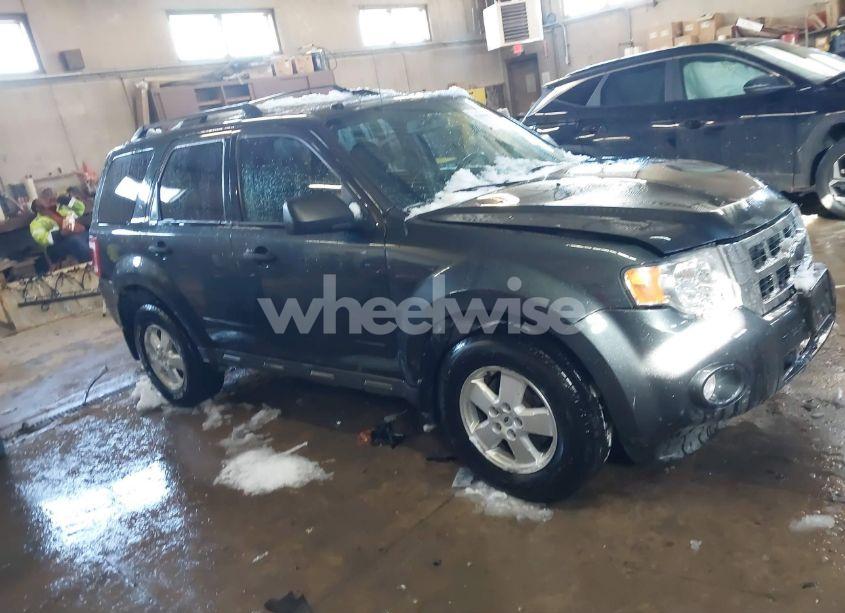 Photo 13 of 2009 Ford Escape XLT (VIN 1FMCU93G99KB63855)