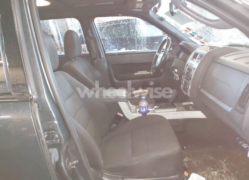 Photo 5 of 2009 Ford Escape XLT (VIN 1FMCU93G99KB63855)