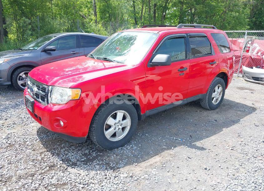 Photo 2 of 2009 Ford Escape XLT (VIN 1FMCU93GX9KA12216)