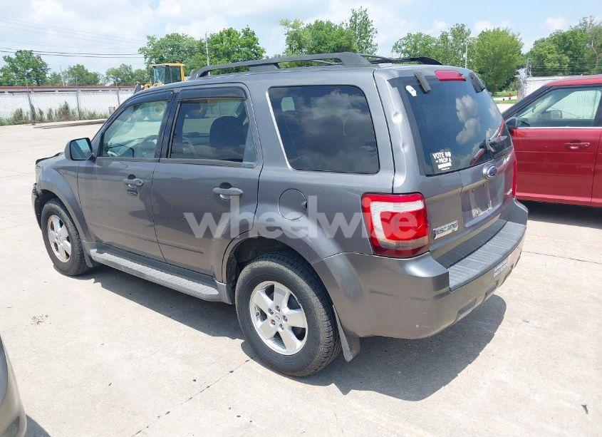 Photo 3 of 2009 Ford Escape XLT (VIN 1FMCU93GX9KB27298)