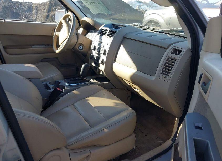 Photo 5 of 2009 Ford Escape XLT (VIN 1FMCU93GX9KB53674)