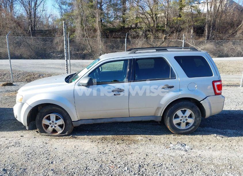 Photo 14 of 2009 Ford Escape XLT (VIN 1FMCU93GX9KC25568)