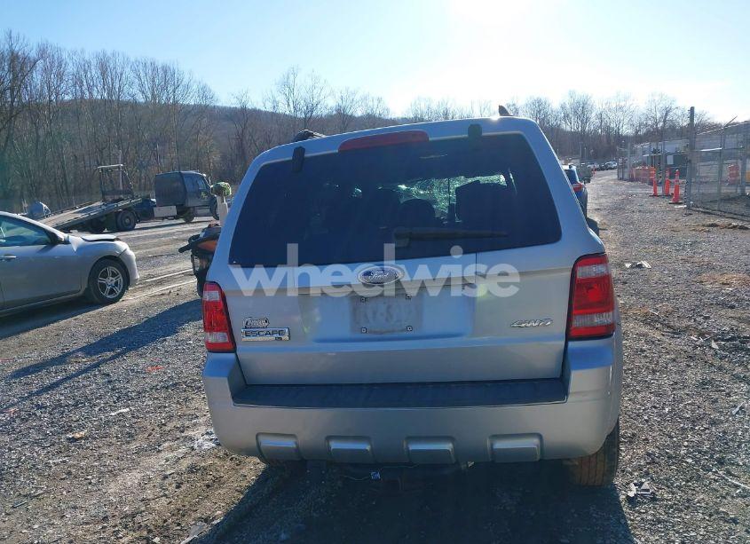 Photo 16 of 2009 Ford Escape XLT (VIN 1FMCU93GX9KC25568)
