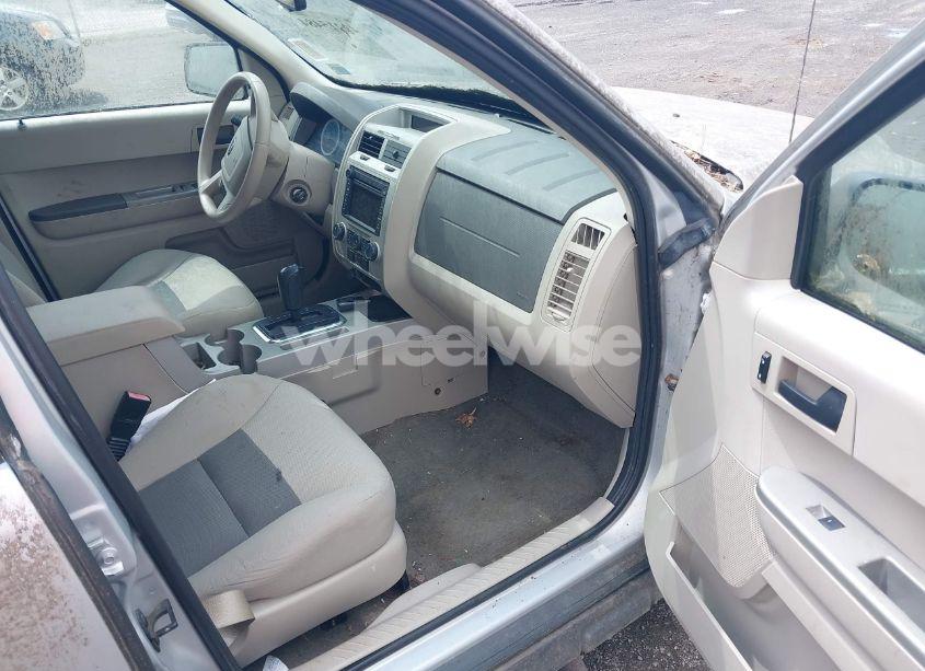 Photo 5 of 2008 Ford Escape XLT (VIN 1FMCU93Z08KC39480)