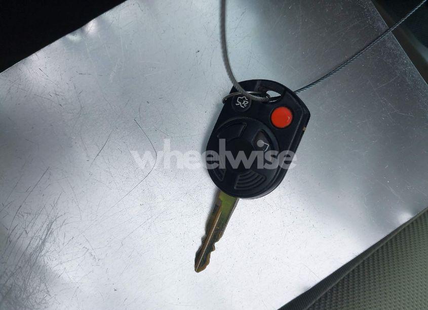 Photo 11 of 2008 Ford Escape XLT (VIN 1FMCU93ZX8KB33764)