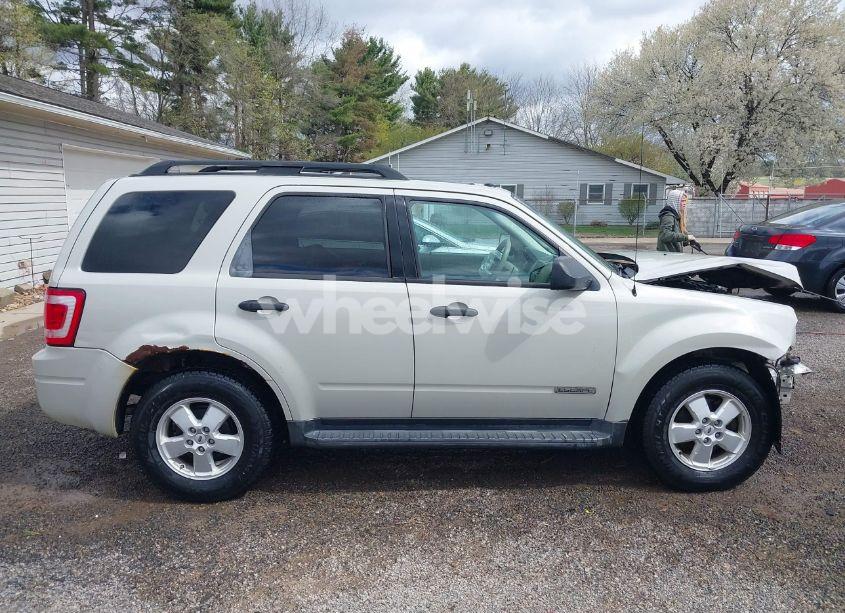 Photo 14 of 2008 Ford Escape XLT (VIN 1FMCU93ZX8KB33764)