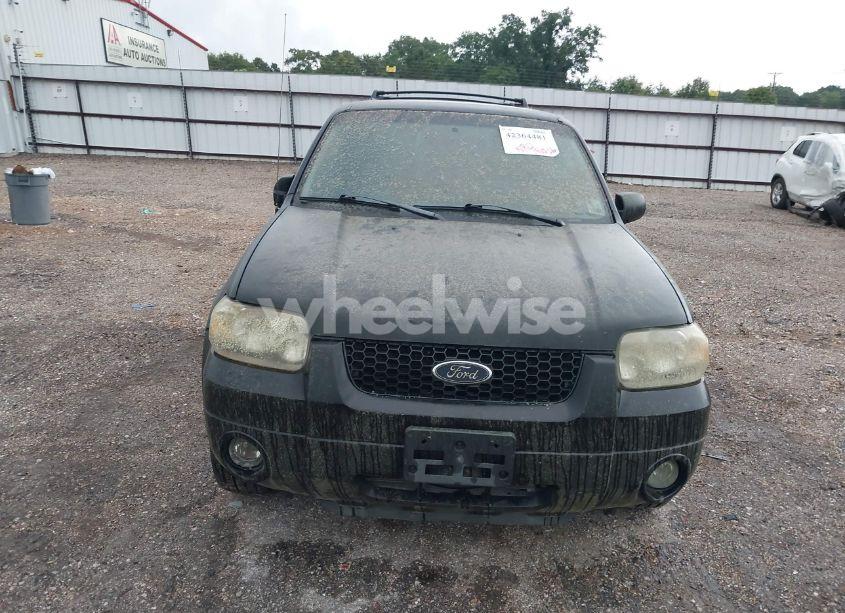 Photo 12 of 2005 Ford Escape LIMITED (VIN 1FMCU94105KA84482)