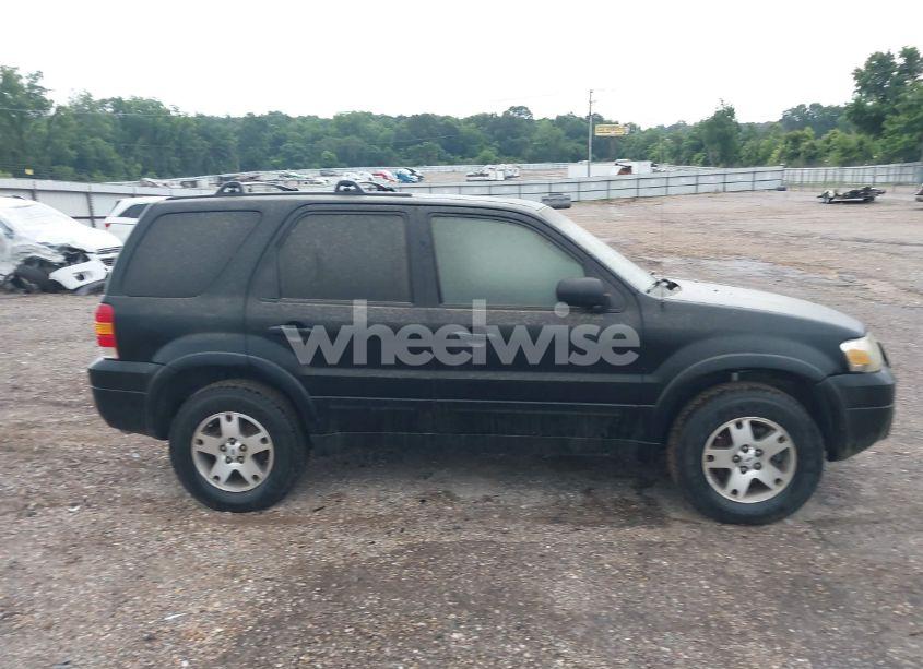 Photo 13 of 2005 Ford Escape LIMITED (VIN 1FMCU94105KA84482)