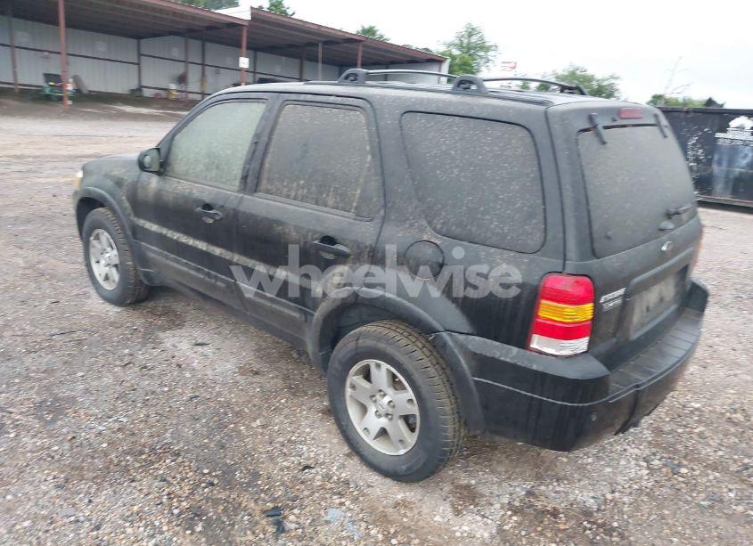 Photo 3 of 2005 Ford Escape LIMITED (VIN 1FMCU94105KA84482)