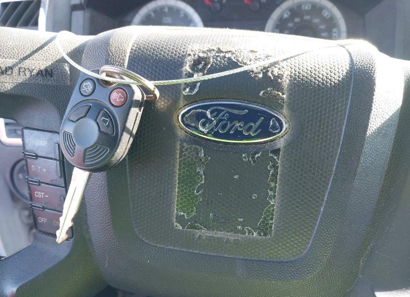 Photo 11 of 2008 Ford Escape LIMITED (VIN 1FMCU94108KA66472)