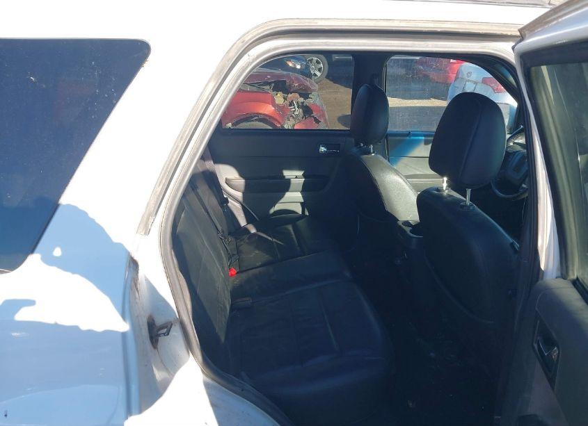 Photo 8 of 2008 Ford Escape LIMITED (VIN 1FMCU94108KA66472)