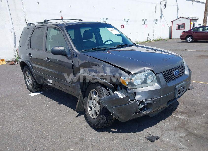 2005 Ford Escape LIMITED (VIN 1FMCU94115KD86427) main photo