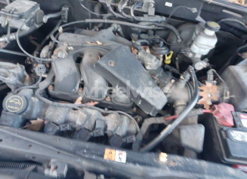 Photo 10 of 2008 Ford Escape LIMITED (VIN 1FMCU94118KD91289)