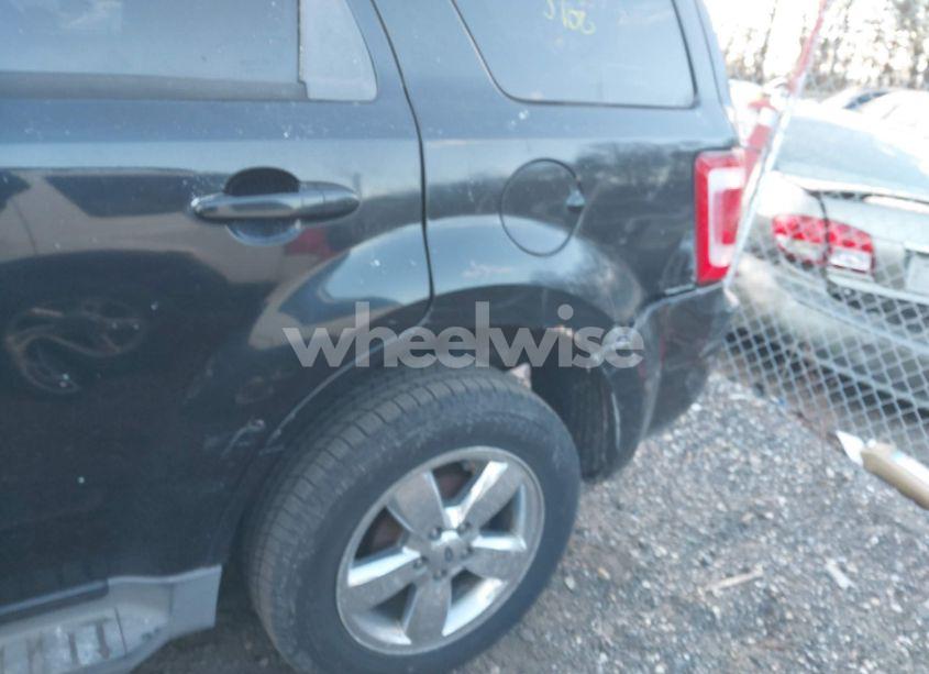 Photo 6 of 2008 Ford Escape LIMITED (VIN 1FMCU94118KD91289)