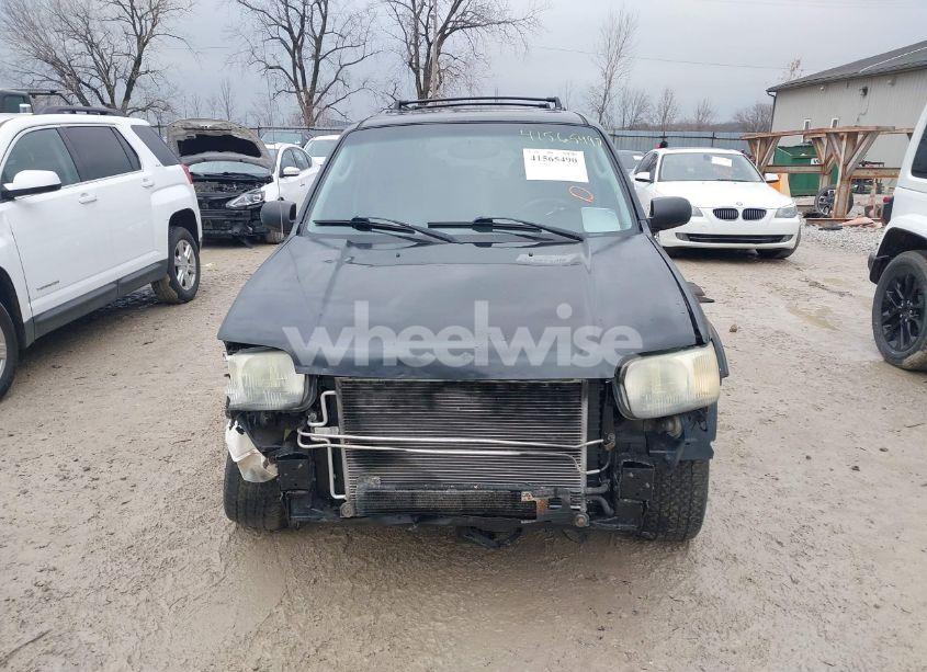 Photo 12 of 2004 Ford Escape LIMITED (VIN 1FMCU94124KA36321)